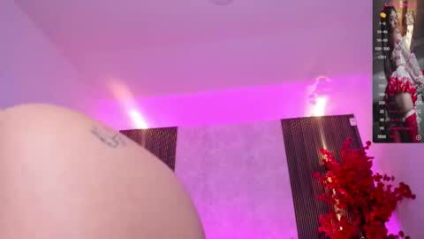 Snapshot of kyliie_jones chatting on 02-13-25, 11:17 KYLIE online show from 02-13-25, 11:17