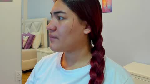 Snapshot of kyliiebaker chatting on 05-28-26, 11:18 Kylie online show from 05-28-26, 11:18