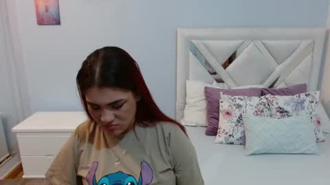 Kylie online show from 06-24-26, 11:42