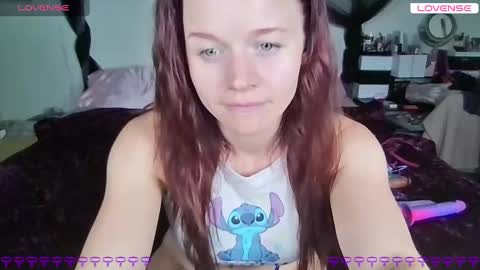 Snapshot of kyloereign chatting on 09-10-25, 08:31 Kyloe Reign online show from 09-10-25, 08:31
