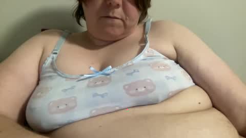 Snapshot of kylorencat chatting on 12-13-24, 11:17 KYLO online show from 12-13-24, 11:17