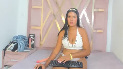 Snapshot of kymasm chatting on 11-29-25, 02:20 kym online show from 11-29-25, 02:20