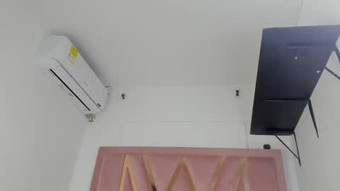 Snapshot of kymasm chatting on 01-06-26, 01:04 kym online show from 01-06-26, 01:04