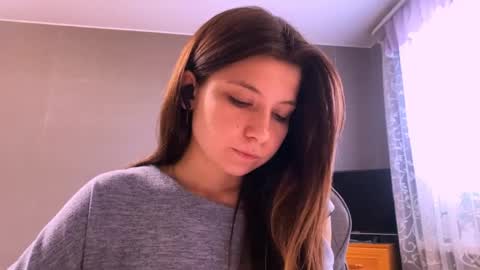 Snapshot of kymberlychimes chatting on 04-27-26, 01:31 Kary online show from 04-27-26, 01:31