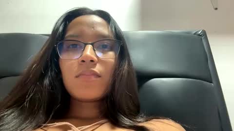 Snapshot of kymberlyfox1 chatting on 03-15-26, 05:13 Kym online show from 03-15-26, 05:13