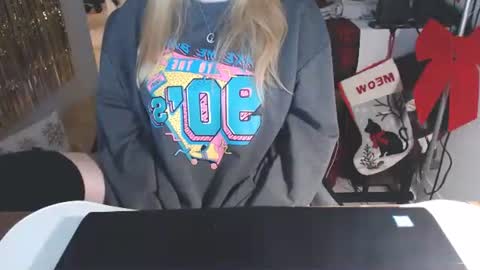 Snapshot of kymchi chatting on 01-17-26, 11:08 Check Out My NSFW OnlyFans Link On Bio online show from 01-17-26, 11:08