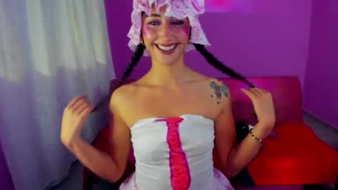 Kym Giraldo online show from 11-01-25, 07:43