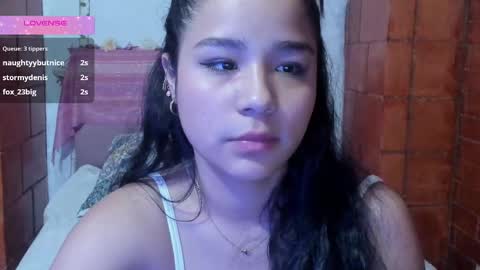 Snapshot of kyomi_beth chatting on 12-24-24, 12:44 kyomi online show from 12-24-24, 12:44