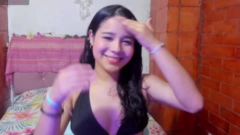 Snapshot of kyomi_beth chatting on 01-02-25, 04:35 kyomi online show from 01-02-25, 04:35