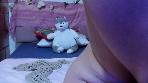 Snapshot of kyomi_beth chatting on 01-10-25, 07:00 kyomi online show from 01-10-25, 07:00