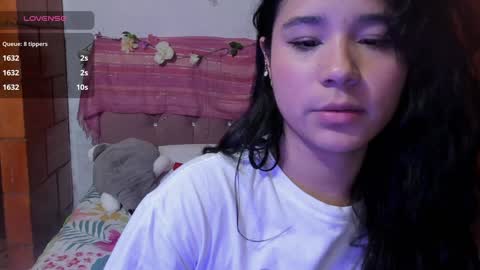 Snapshot of kyomi_beth chatting on 01-13-25, 05:44 kyomi online show from 01-13-25, 05:44