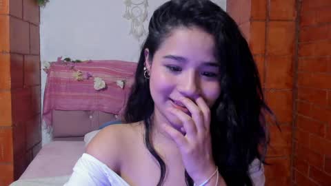 Snapshot of kyomi_beth chatting on 01-29-25, 06:50 kyomi online show from 01-29-25, 06:50