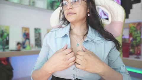 Kyomi online show from 01-11-25, 01:01