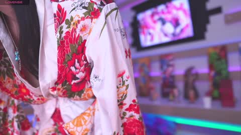 Kyomi online show from 01-21-25, 05:09