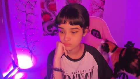 Snapshot of kyomi_love chatting on 02-15-26, 01:02 kyomi_love online show from 02-15-26, 01:02