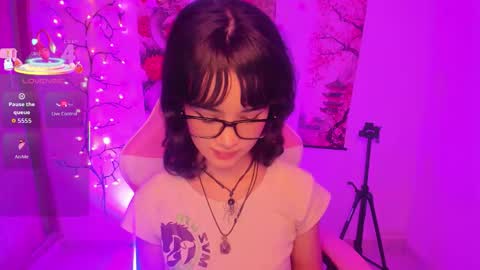 Snapshot of kyomi_love chatting on 03-10-26, 01:21 kyomi_love online show from 03-10-26, 01:21