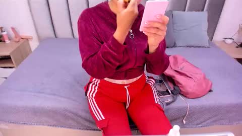 Emily  Laila  online show from 10-27-25, 12:09