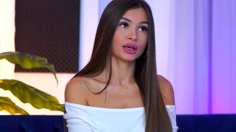 Snapshot of kyssaraplay chatting on 10-08-25, 06:49 Kyssa online show from 10-08-25, 06:49