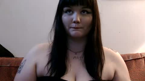 Snapshot of l1lybaby chatting on 07-16-26, 12:11 Lily online show from 07-16-26, 12:11