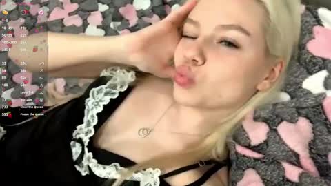 Snapshot of l1sa_bun chatting on 05-30-26, 07:11 Alice online show from 05-30-26, 07:11