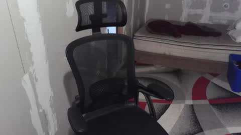 l1v1nth3dr3am online show from 09-10-25, 02:44