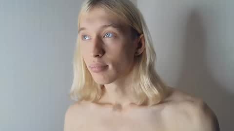 Adonis online show from 03-05-25, 04:56