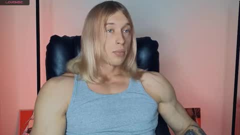 Snapshot of l_adonis_l chatting on 12-17-25, 09:59 Adonis online show from 12-17-25, 09:59