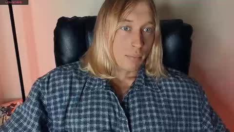 Snapshot of l_adonis_l chatting on 04-15-26, 08:54 Adonis online show from 04-15-26, 08:54