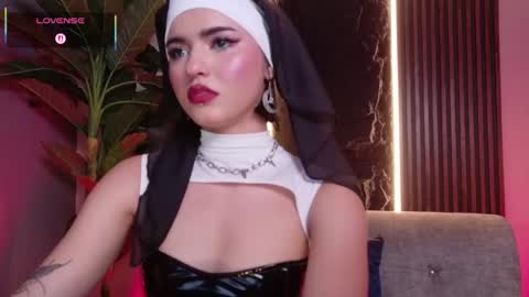 Snapshot of la_diabla_111_ chatting on 10-31-25, 07:26 Karime online show from 10-31-25, 07:26