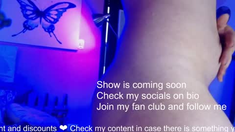 Snapshot of la_femme_fatale_ chatting on 01-25-25, 02:58 Hanna FREE ONLYFANS online show from 01-25-25, 02:58