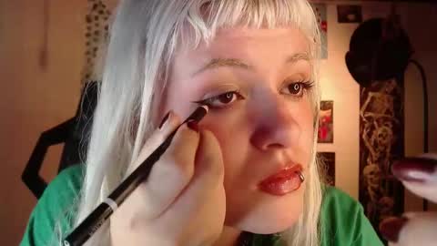Snapshot of la_femme_fatale_ chatting on 03-11-25, 03:59 Hanna FREE ONLYFANS online show from 03-11-25, 03:59