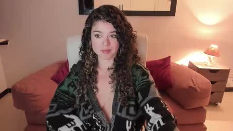 Snapshot of la_leonaaa chatting on 12-04-25, 02:54 Jazmin online show from 12-04-25, 02:54