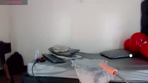 AriSaray online show from 02-19-25, 08:20