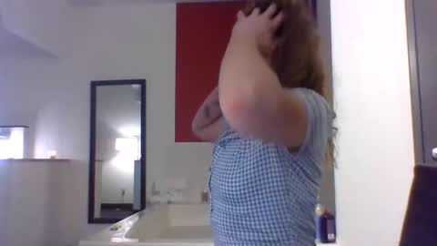 Snapshot of laady_jaee chatting on 01-18-26, 05:00 laady_jaee online show from 01-18-26, 05:00