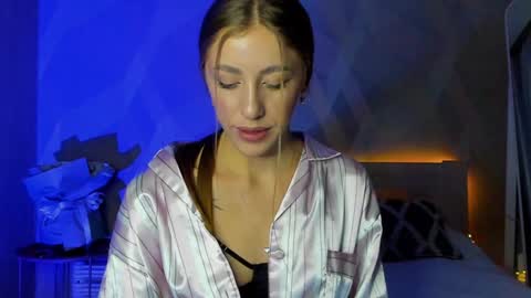 LaAngel online show from 01-27-25, 04:33