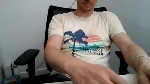 labelette007 online show from 05-28-26, 12:57