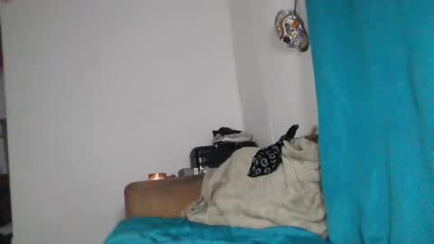 Snapshot of labestia033 chatting on 10-29-25, 04:48 jose online show from 10-29-25, 04:48