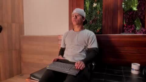 labrinthteasing online show from 09-19-25, 02:29