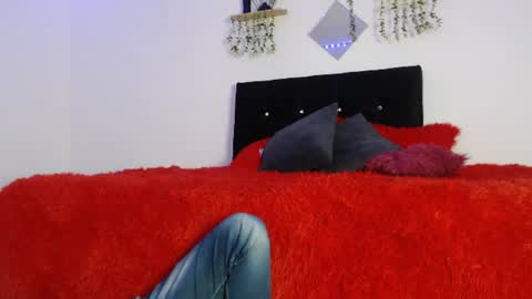 Snapshot of labrinthteasing chatting on 07-10-26, 09:28 labrinthteasing online show from 07-10-26, 09:28