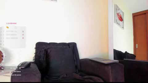 lace_victoria online show from 10-31-25, 09:05