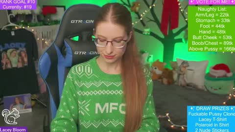 Lacey Bloom online show from 12-24-24, 01:27