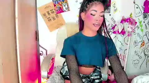 Snapshot of lachery_perversa chatting on 06-24-26, 06:01 lachery_perversa online show from 06-24-26, 06:01