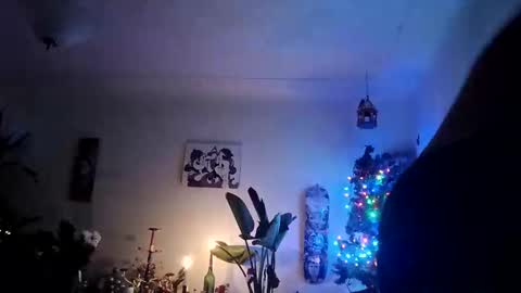 Snapshot of lacybell chatting on 12-19-25, 10:00 lacybell online show from 12-19-25, 10:00