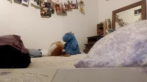 Snapshot of lacybell chatting on 01-18-26, 04:05 lacybell online show from 01-18-26, 04:05