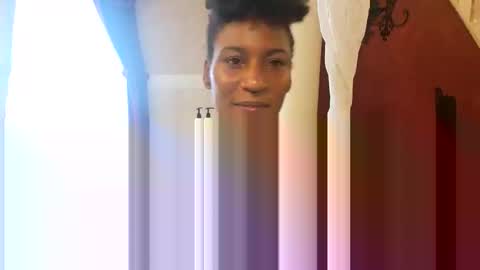 Snapshot of lady_aiyla chatting on 09-25-25, 05:05 Lady Aiyla Your Benevolent Goddess online show from 09-25-25, 05:05