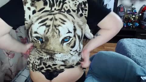 Snapshot of lady_boom_ chatting on 12-17-24, 07:37 lady_boom_ online show from 12-17-24, 07:37