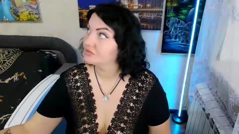 Snapshot of lady_boom_ chatting on 09-29-25, 05:45 lady_boom_ online show from 09-29-25, 05:45