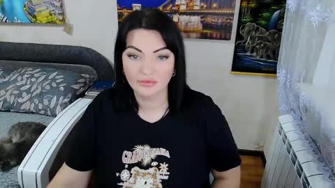 Snapshot of lady_boom_ chatting on 10-22-25, 08:03 lady_boom_ online show from 10-22-25, 08:03