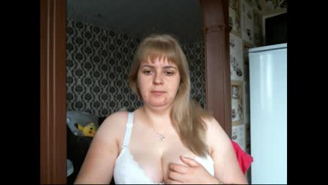 Snapshot of lady_cute_cat chatting on 09-16-25, 02:34 lady cute cat29 online show from 09-16-25, 02:34