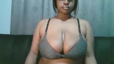 lady_dearra online show from 05-19-26, 03:02